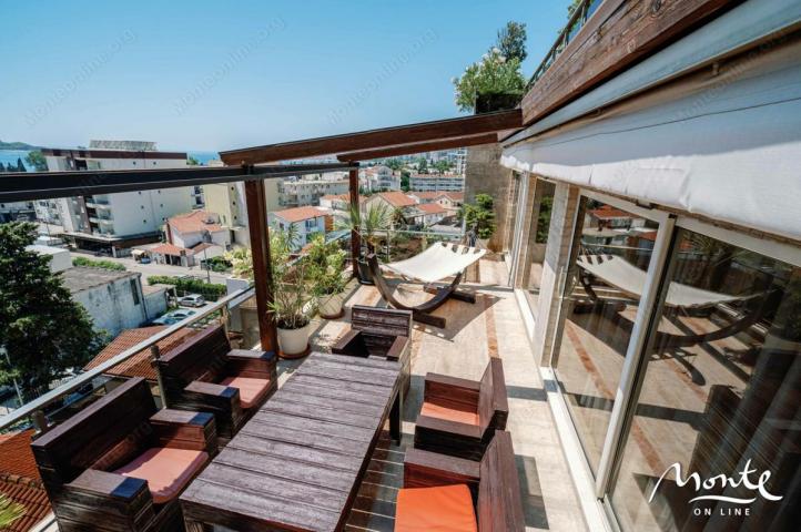 Luksuzan apartman Roof Top Villa sa panoramskim pogledom u Budvi