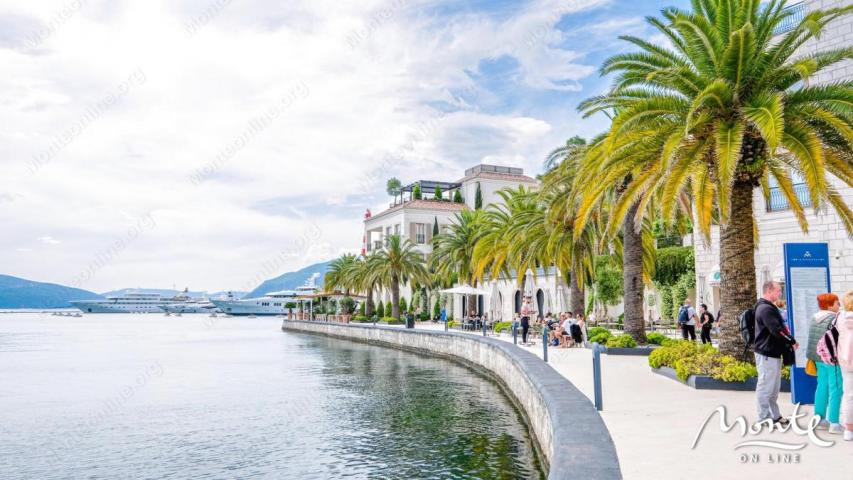 POVOLJNO - DVOSOBAN STAN U KSENIJI, PORTO-MONTENEGRO