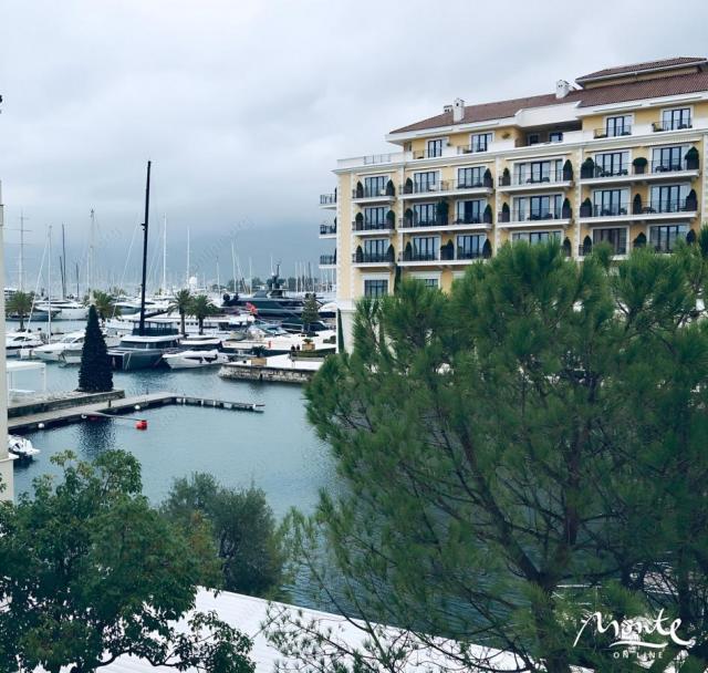 STAN SA 2 SPAVAĆE SOBE I POGLEDOM NA MORE U KOMPLEKSU OZANA, PORTO-CRNA GORA