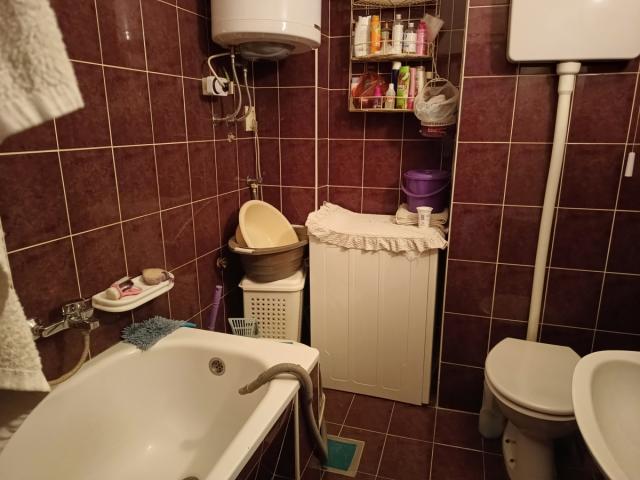 Stan u Vitezova Karađorđeve zvezde, Mirijevo 42m²