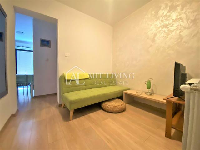 Umag-surroundings, apartment villa 150m from the sea