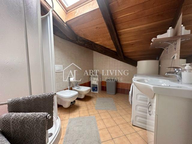 Istria, Poreč, surroundings - two-room apartment in the attic with use of a private pool