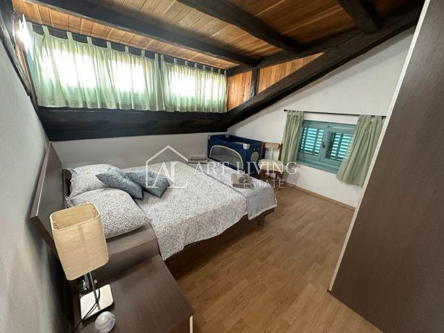 Istria, Poreč, surroundings - two-room apartment in the attic with use of a private pool