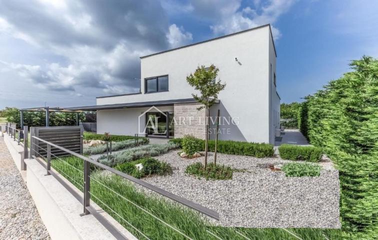 Poreč, Umgebung - moderne attraktive Villa mit Pool inmitten der Natur