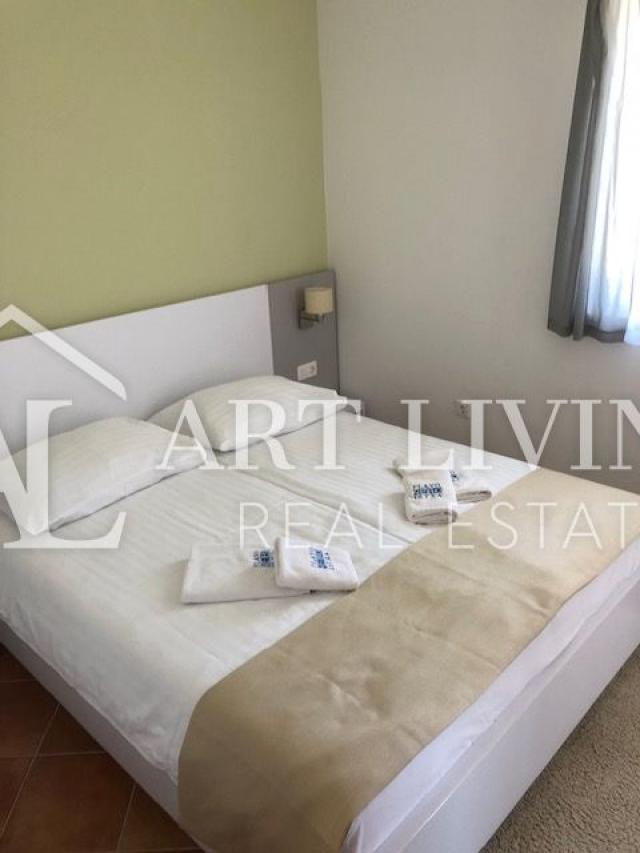 ISTRIA, PULA, surroundings - modern apartment on the first floor near the sea