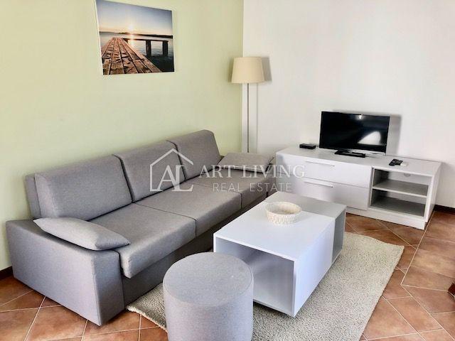 ISTRIA, PULA, surroundings - modern apartment on the first floor near the sea