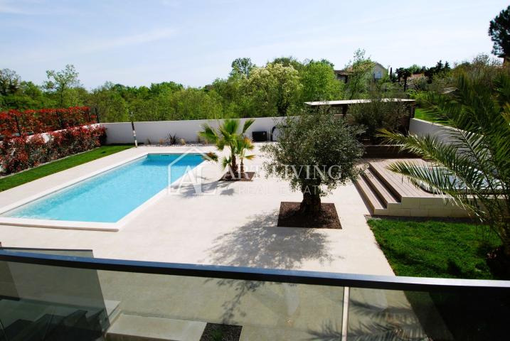 Istrien, Poreč – luxuriöse moderne Villa mit Pool