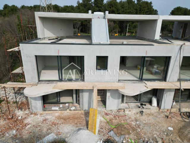 Istria, Poreč, surroundings - modern attractive apartment with roof terrace - NEW BUILDING