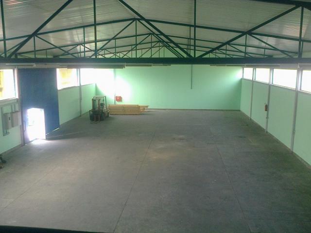 ZEMUN BATAJNICKI DRUM 1200m2 , 3850e