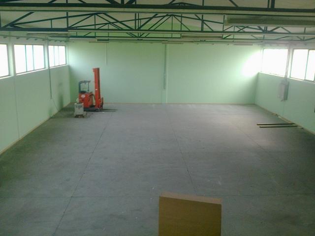 ZEMUN BATAJNICKI DRUM 1200m2 , 3850e