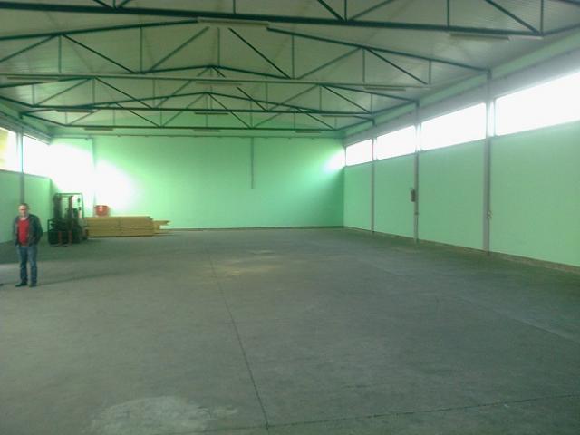 ZEMUN BATAJNICKI DRUM 1200m2 , 3850e