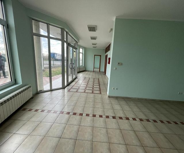 STARA PAZOVA STARA PAZOVA 2600m2 , 50ari , 9000e