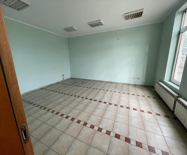 STARA PAZOVA STARA PAZOVA 2600m2 , 50ari , 9000e