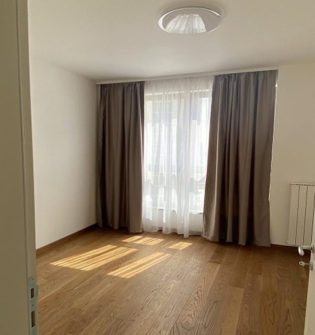 SAVSKI VENAC BEOGRAD NA VODI 121m2 , 3000e