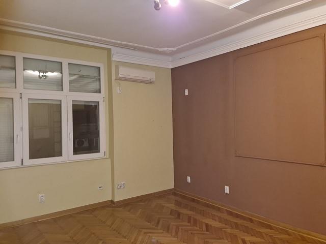 STARI GRAD TERAZIJE 84m2 , 350000e