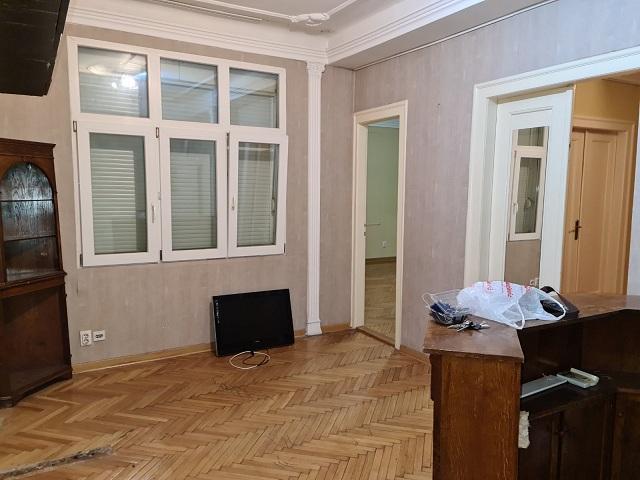 STARI GRAD TERAZIJE 84m2 , 350000e