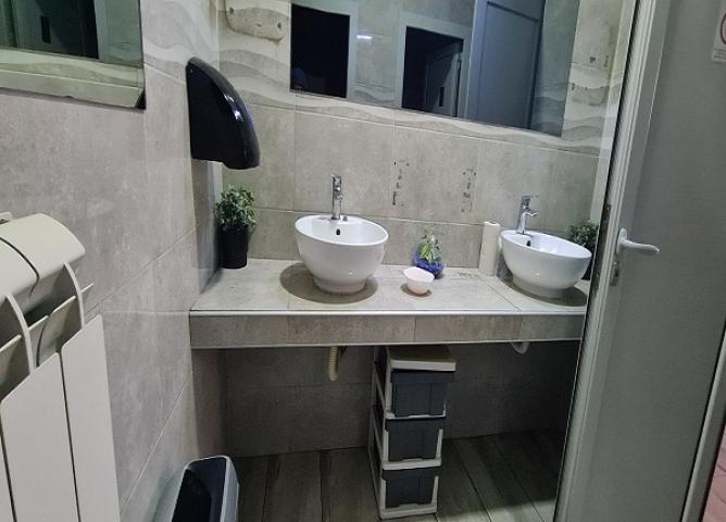 ZEMUN ALTINA 260m2 , 0 , 1000e