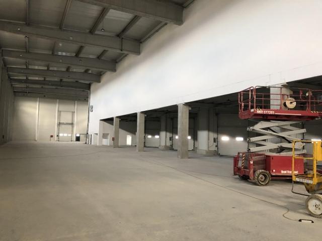 NOVI BEOGRAD AUTOPUT ZA ZAGREB 4600m2 , 1ha , 1000e