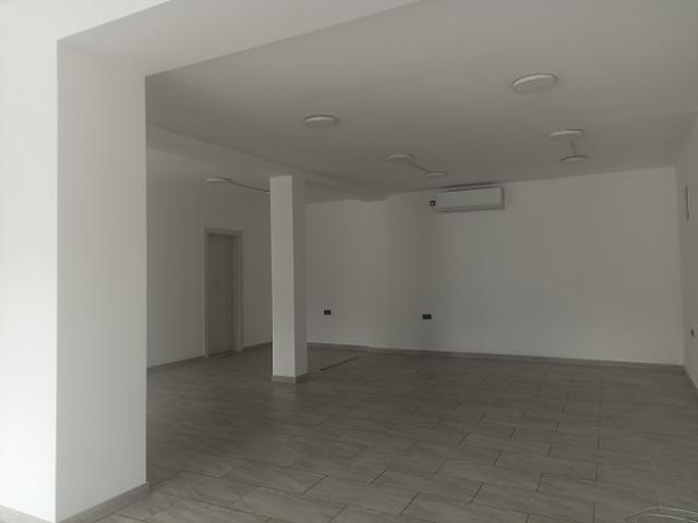 NOVI BEOGRAD BLOK 61 105m2 , 1800e