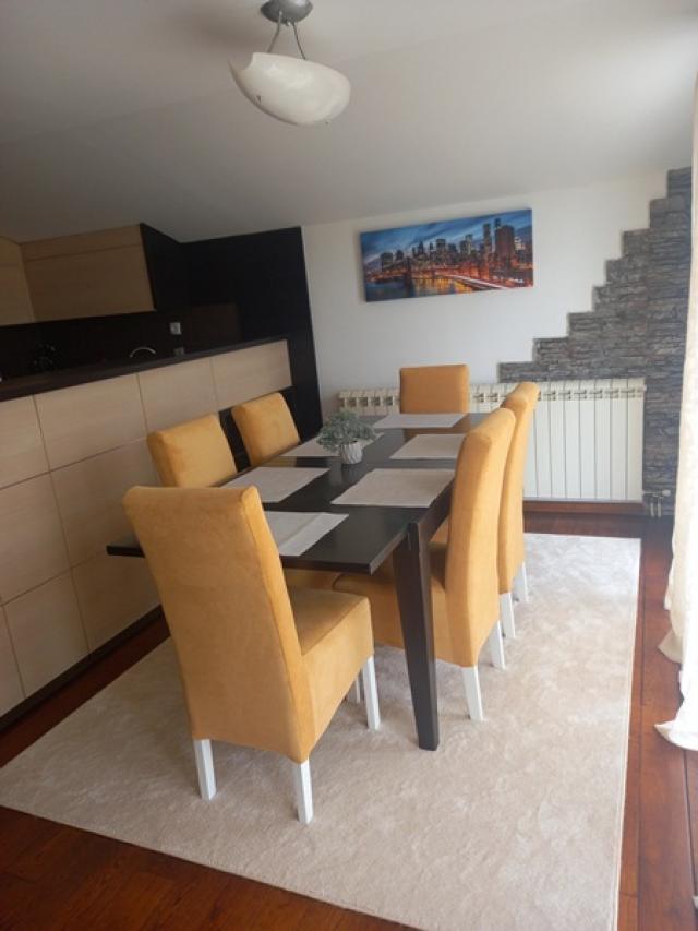 VOZDOVAC JAJINCI 180m2 , 850e