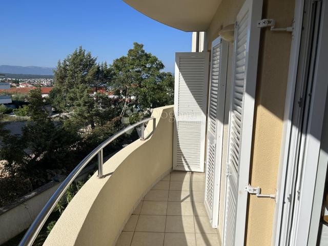 Apartment Malinska, Malinska-Dubašnica, 66,83m2