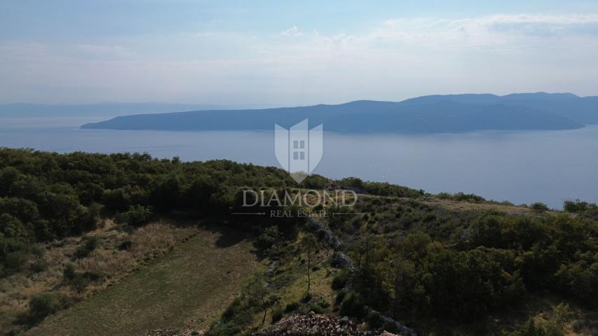 Brseč, Baugrundstück mit wunderschönem Blick auf das Meer