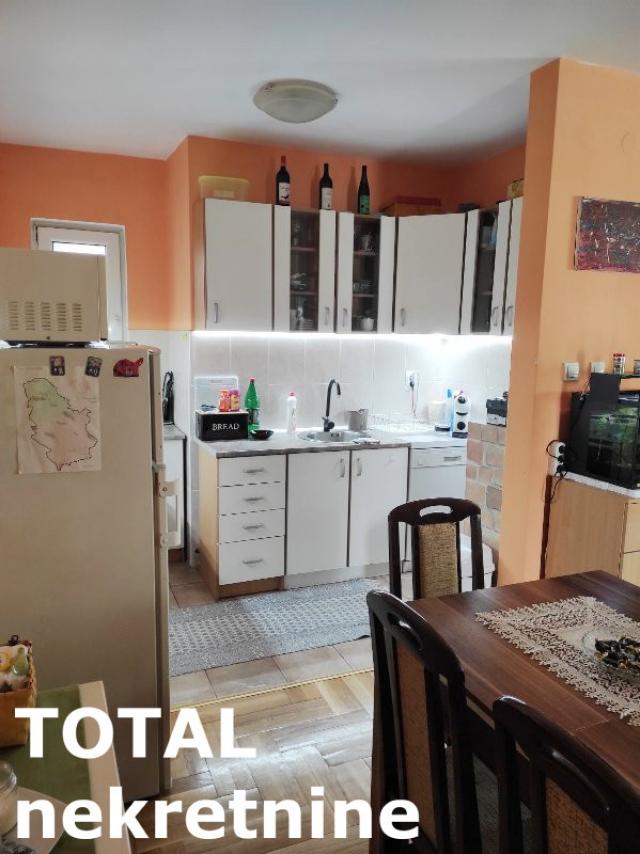 3 Trosoban stan NOVI SAD, 175100€