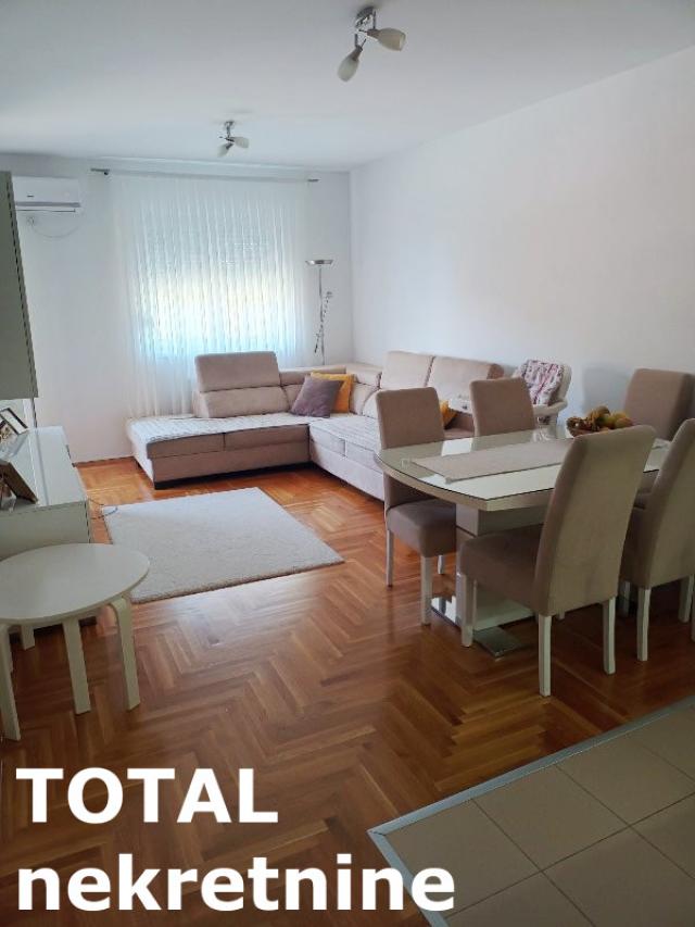 2. 5 Dvoiposoban stan NOVI SAD, 154500€