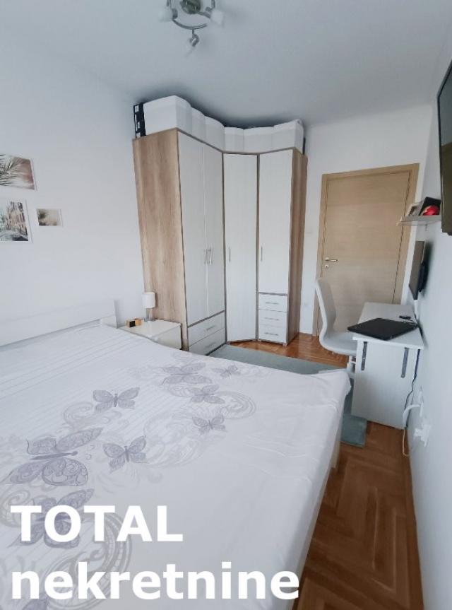 2. 5 Dvoiposoban stan NOVI SAD, 154500€