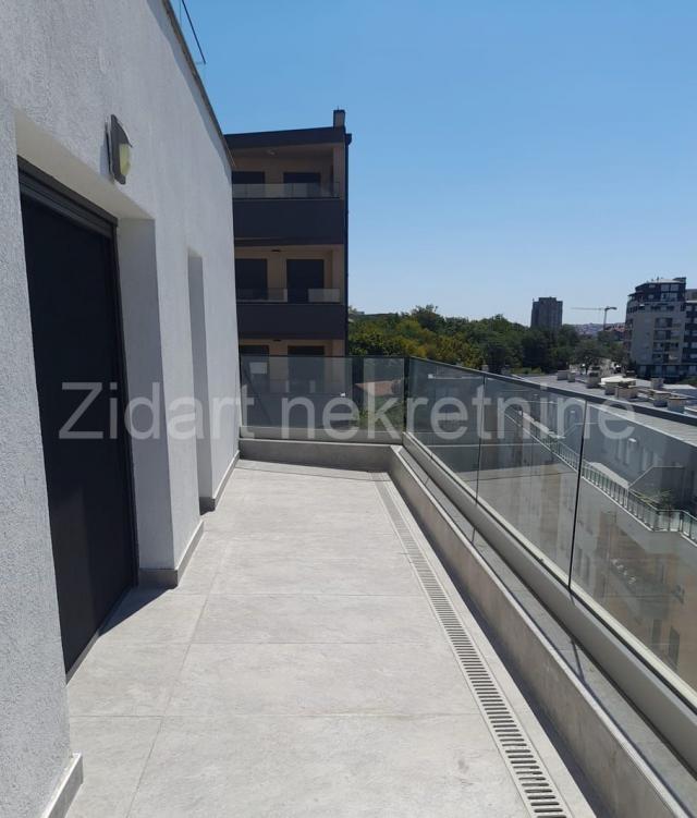 Zvezdara, Lux stan 90m2+ 22m2 terasa kod Kluza