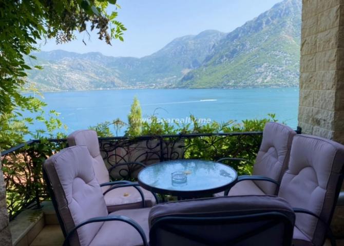 Charming house 114 m2 for sale in Kotor