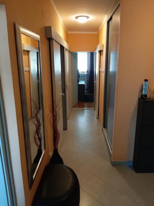 For sale: Four-bedroom apartment 104 m2, Seljanovo