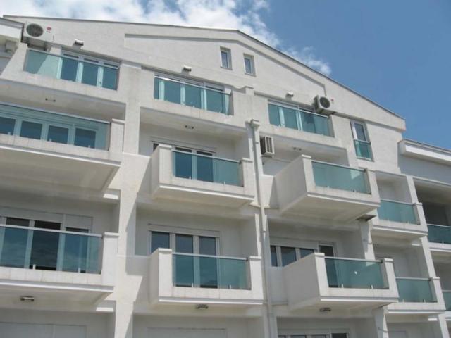 Apartments for sale in Petrovac