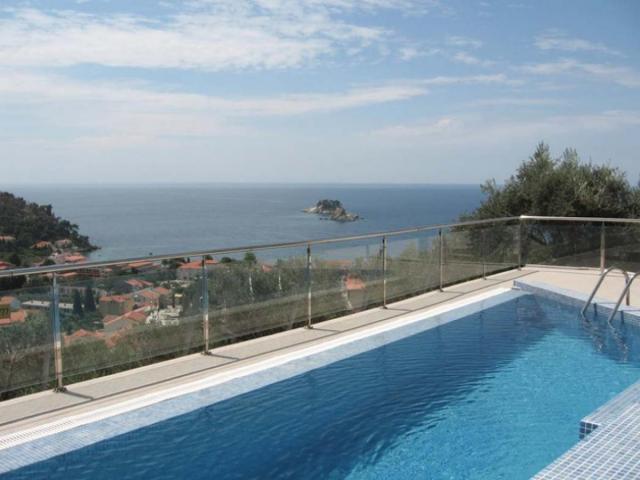 Apartments for sale in Petrovac