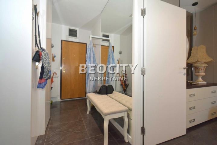 Stari grad, Knez Mihailova, Cara Uroša, 2. 0, 45m2, 250000EUR Retko u ponudi, izuzetan dvosoban stan