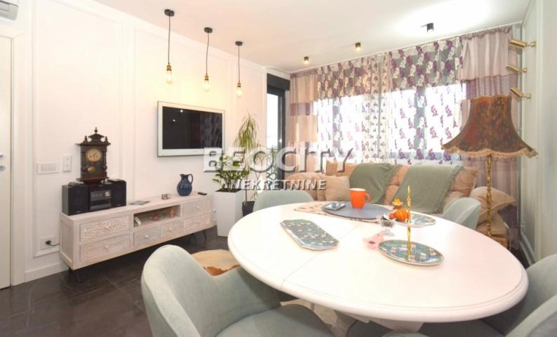 Stari grad, Knez Mihailova, Cara Uroša, 2. 0, 45m2, 250000EUR Retko u ponudi, izuzetan dvosoban stan