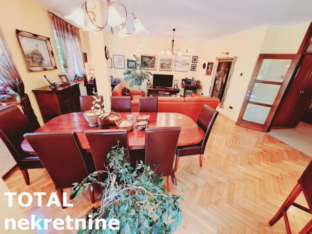 4 Četvorosoban stan NOVI SAD, 265200€