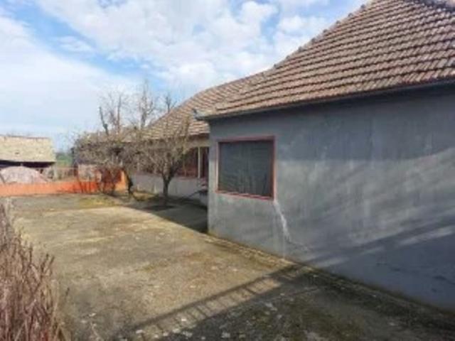 VRSAC VRSAC 145m2 , +574 , 34000e