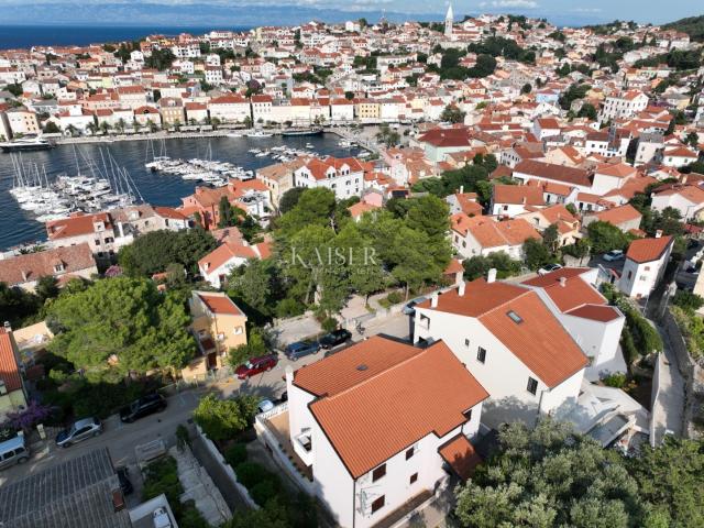 Mali Lošinj - beautiful apartment in the center of 100m2