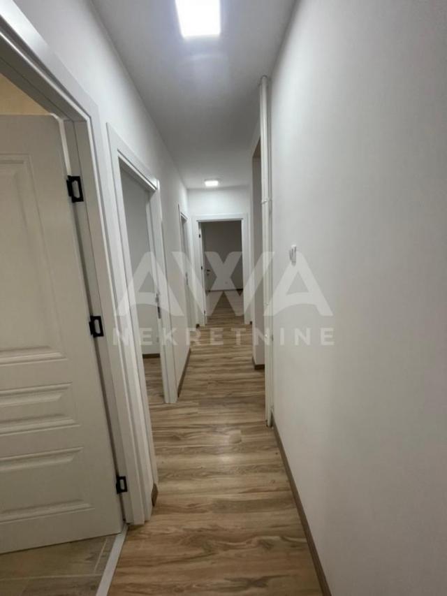 Logor, visoko prizemlje 85m2, četvorosoban