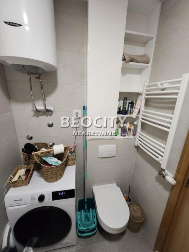 Novi Sad, Centar, , 2. 5, 58m2, 197200EUR