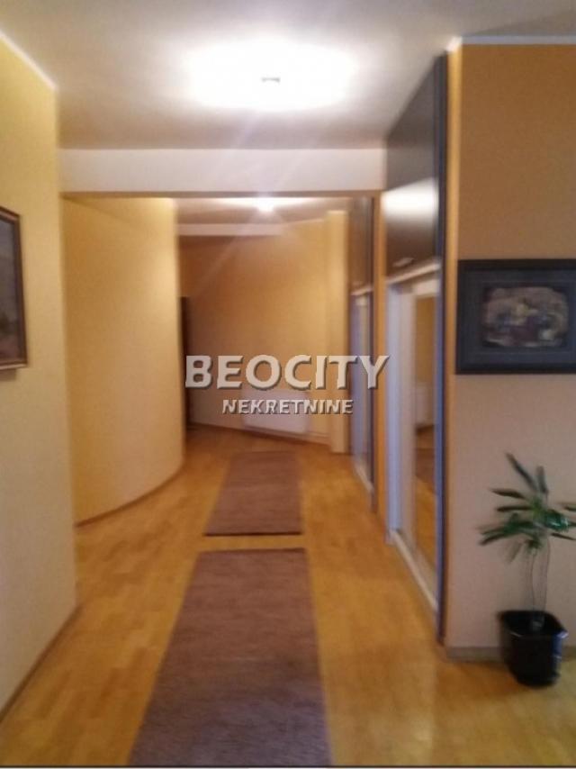 Palilula, Profesorska kolonija, Zdravka Čelara, 3. 0, 125m2, 1000EUR