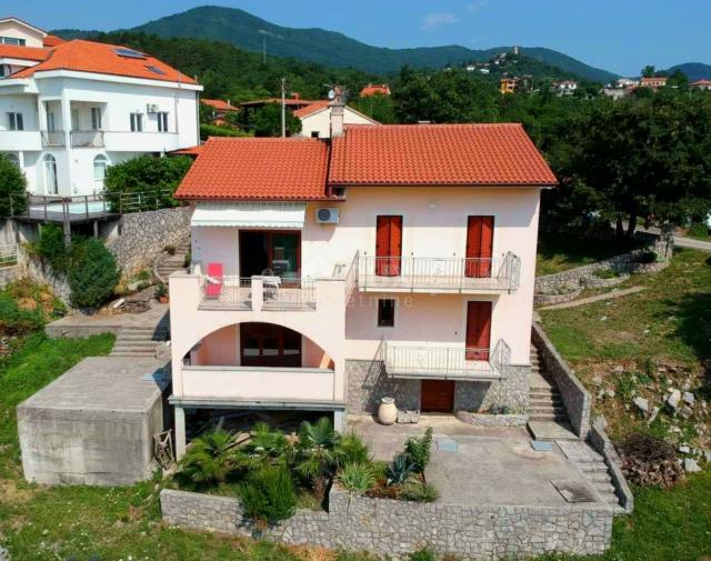 OPATIJA, VEPRINAC - family villa with sea view