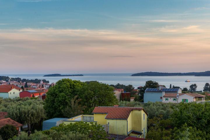 Istra, Fažana elegantna samostojeća vila s pogledom na Brijune 