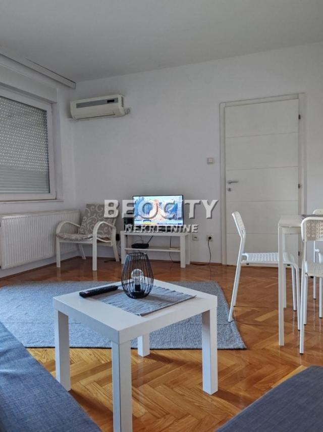 Novi Sad, Bulevar patrijarha Pavla, , 1. 5, 35m2, 94000EUR