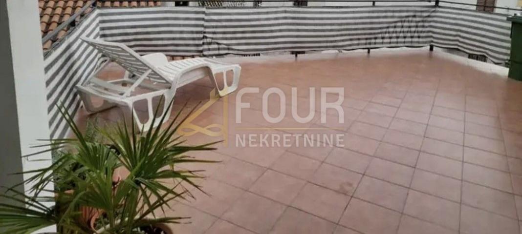 Flat Crikvenica, 74,16m2