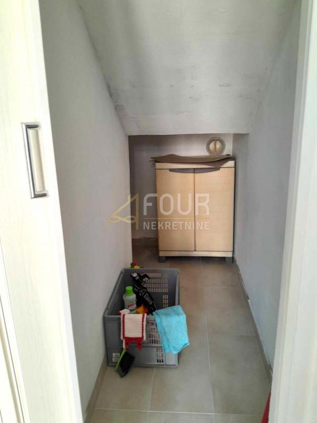 Flat Klenovica, Novi Vinodolski, 39,32m2