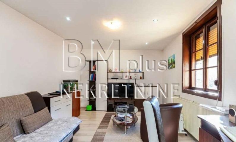 Kuća na prodaju, Palilula, plac 628m2. 