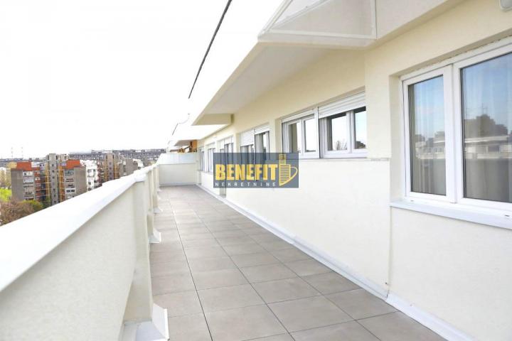 Bul. Zorana Đinđića, 120m2, Penthouse - sa garažom