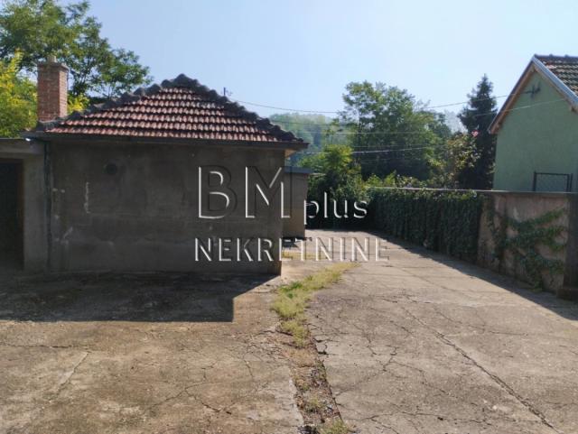 Kuća na prodaju, Palilula, plac 628m2. 